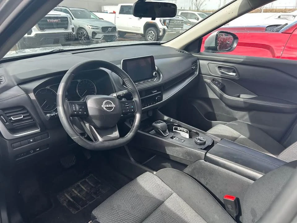 2025 Nissan Rogue - Image 6 of 6