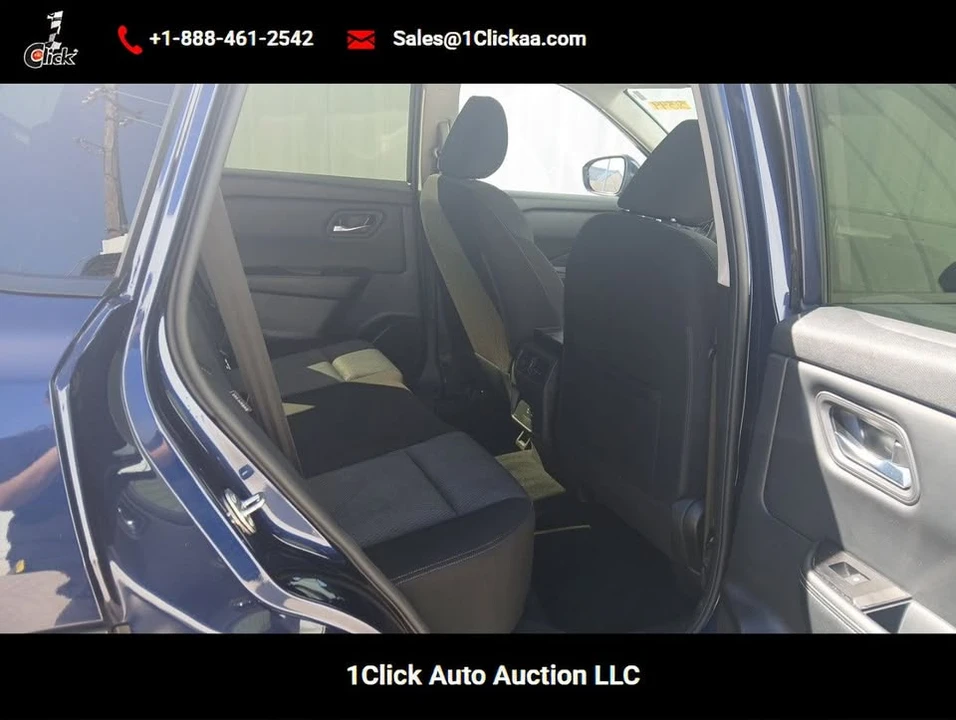 2025 Nissan Rogue - Image 15 of 20