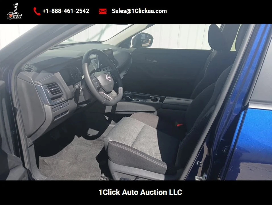 2025 Nissan Rogue - Image 9 of 20