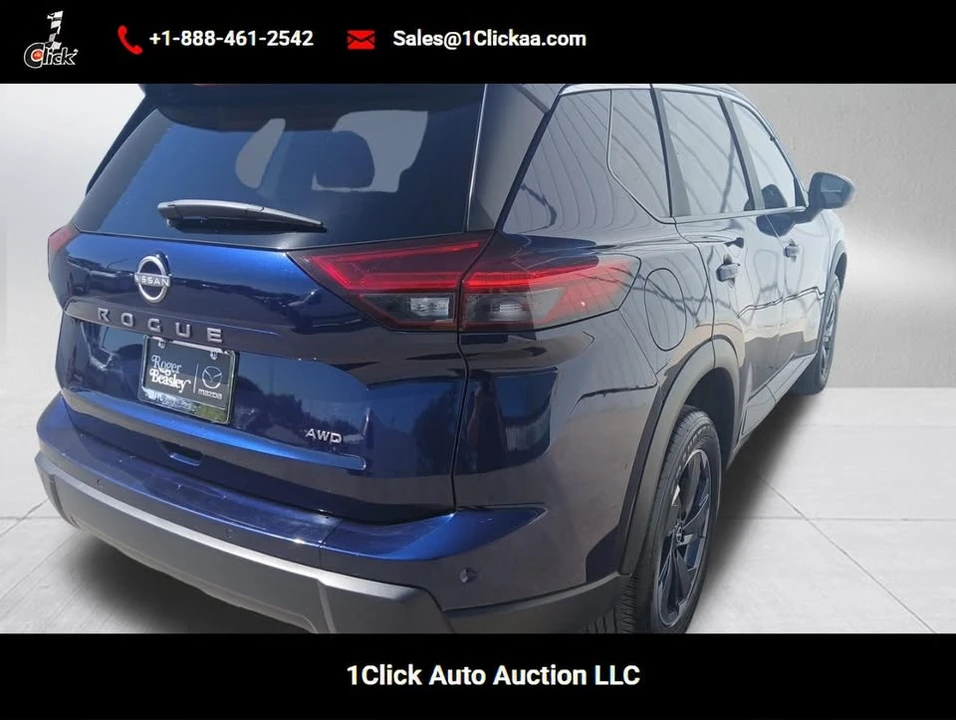 2025 Nissan Rogue - Image 8 of 20