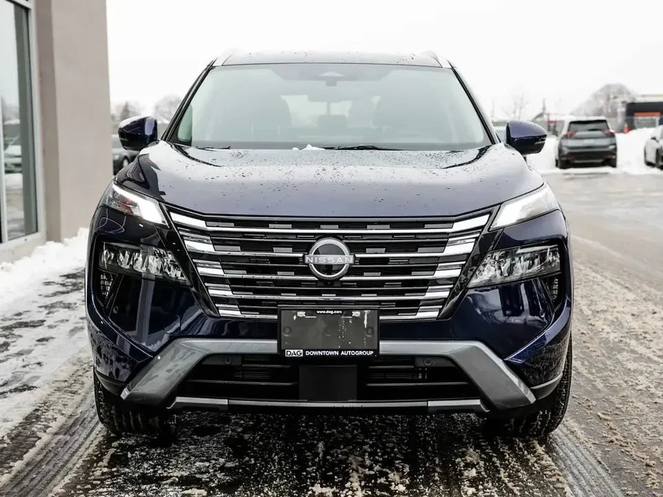 2025 Nissan Rogue - Image 6 of 7