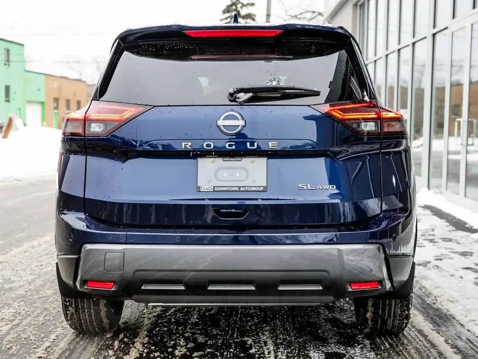 2025 Nissan Rogue - Image 7 of 7