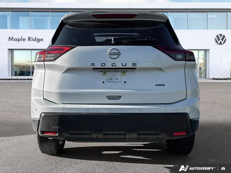 2025 Nissan Rogue - Image 4 of 20