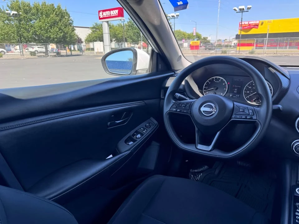 2025 Nissan Sentra 8th Gen - Image 13 of 15