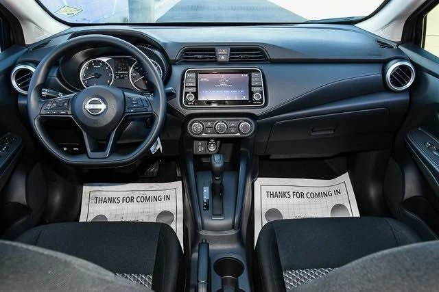 2025 Nissan Versa - Image 9 of 9
