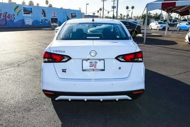 2025 Nissan Versa - Image 4 of 9