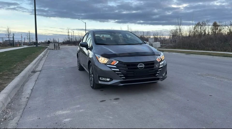 2025 Nissan Versa - Image 3 of 11
