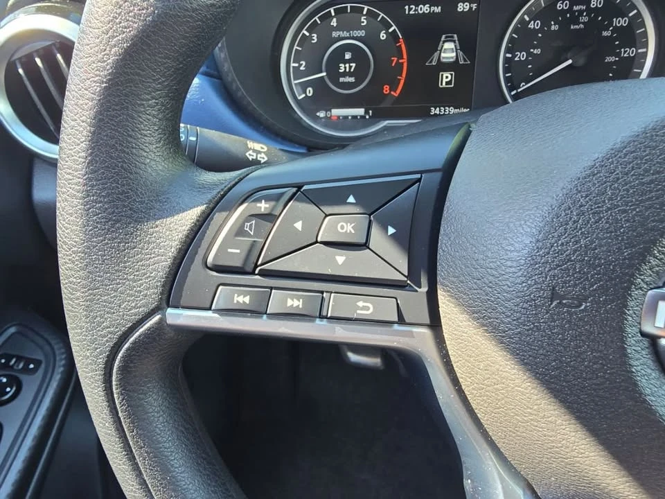 2025 Nissan Versa - Image 12 of 20
