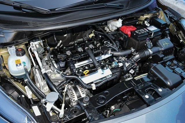 2025 Nissan Versa - Image 14 of 20