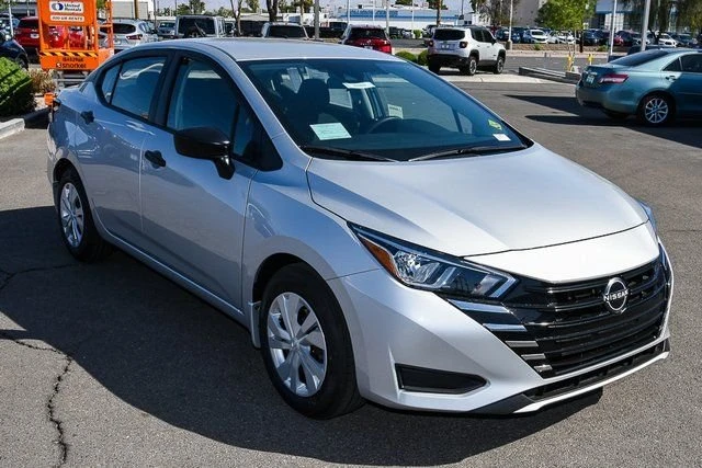 2025 Nissan Versa - Image 8 of 20