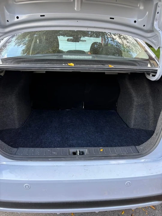 2025 Nissan Versa - Image 3 of 12