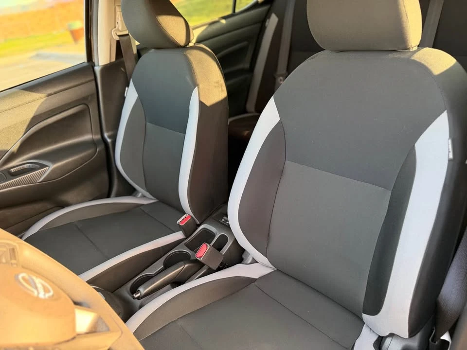 2025 Nissan Versa - Image 9 of 11