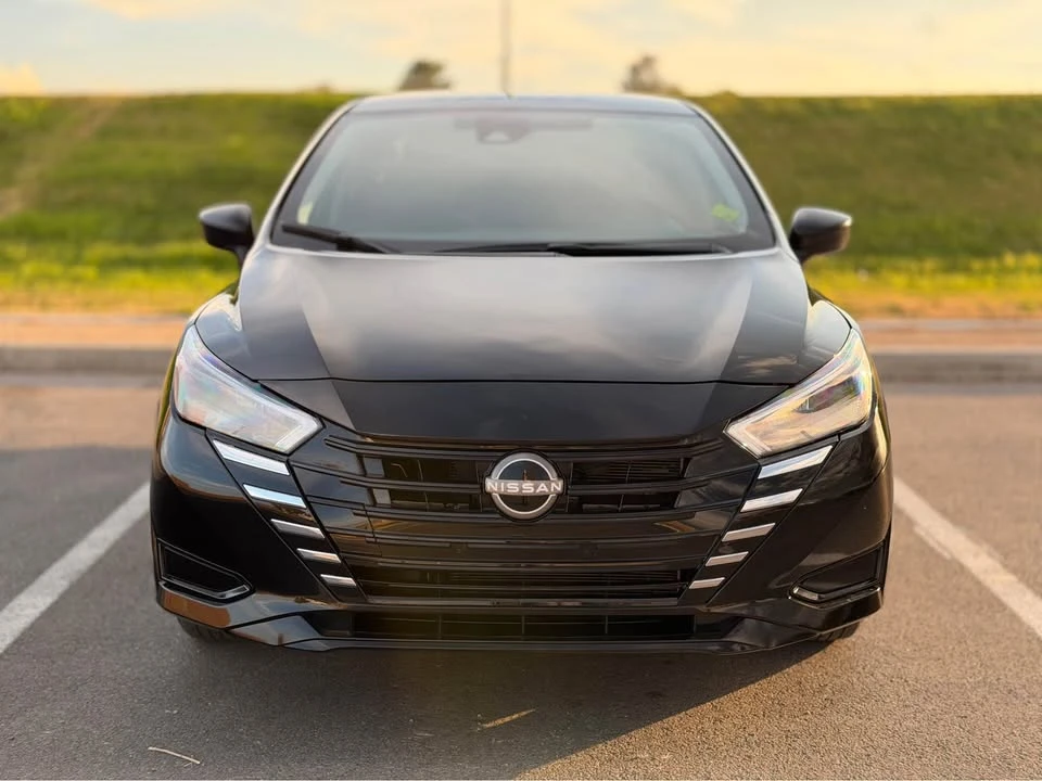 2025 Nissan Versa - Image 2 of 11