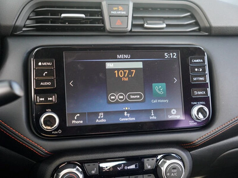 2025 Nissan Versa - Image 18 of 20