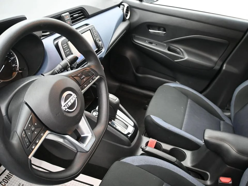 2025 Nissan Versa - Image 2 of 19