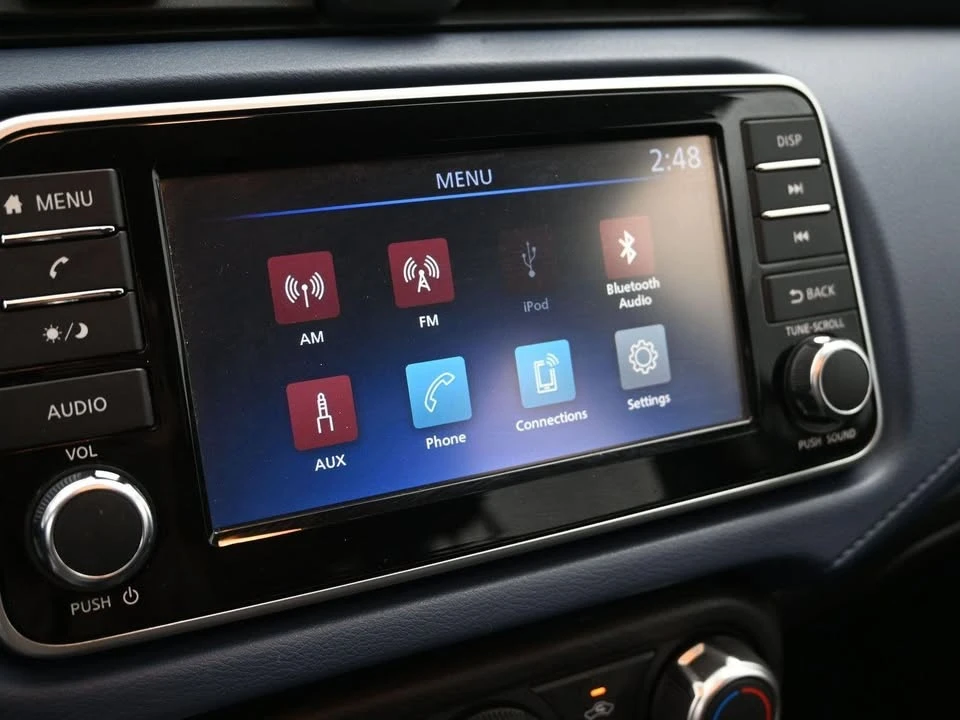 2025 Nissan Versa - Image 4 of 19