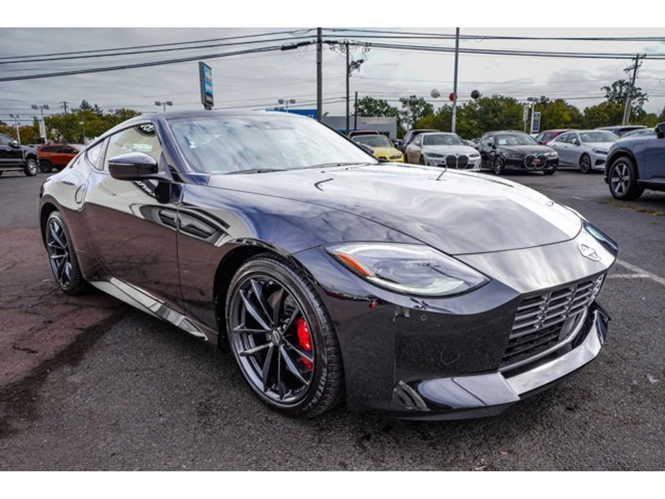 2025 Nissan Z 7th Gen - Image 2 of 9