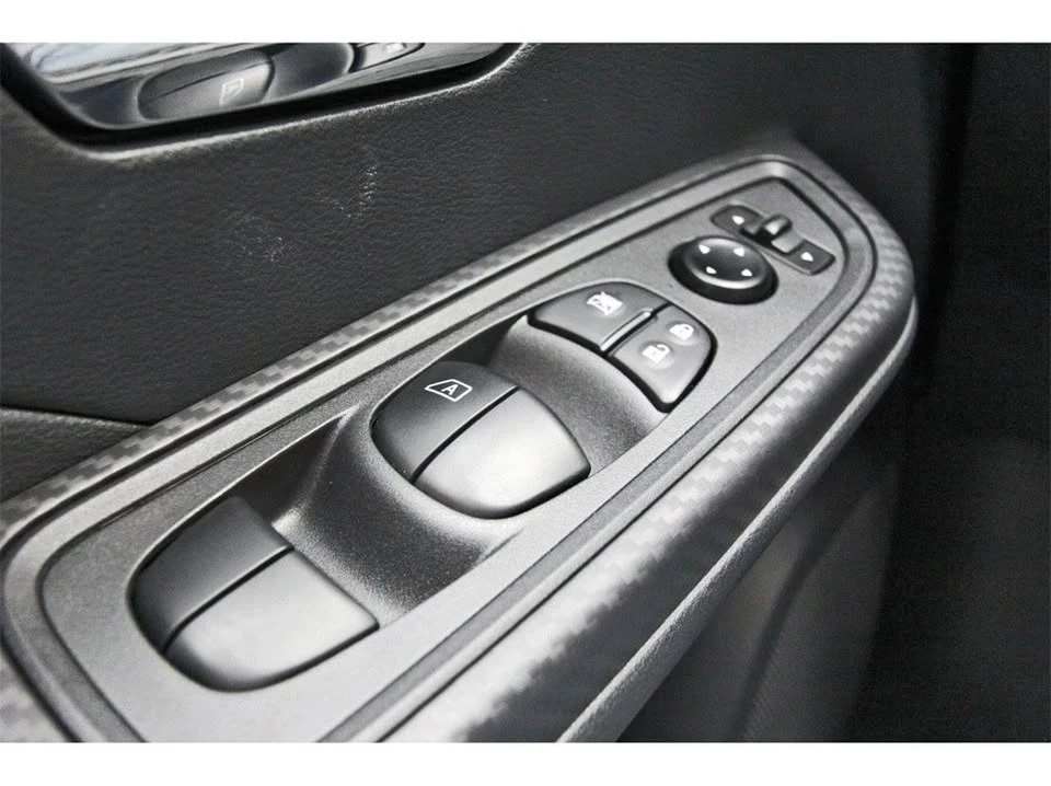 2025 Nissan Versa - Image 15 of 20