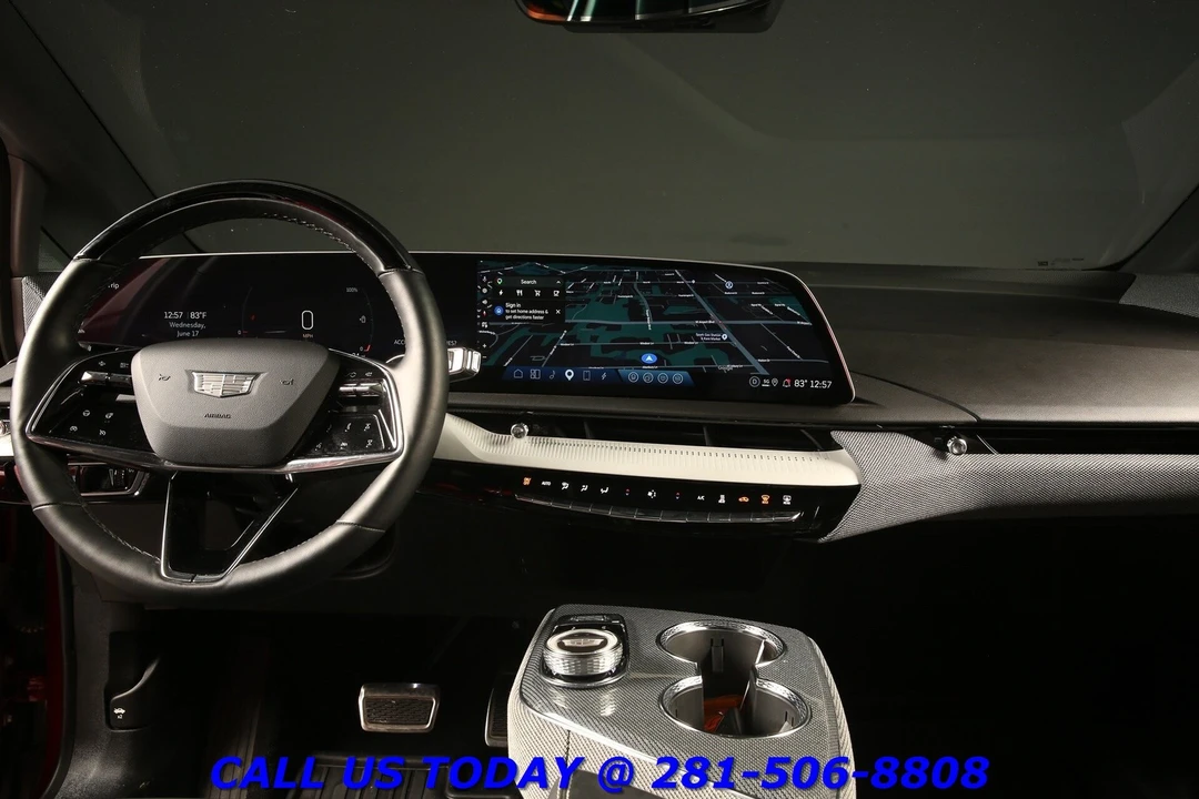2025 Cadillac Optiq - Image 3 of 24
