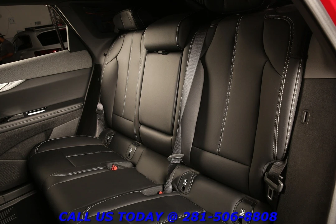 2025 Cadillac Optiq - Image 23 of 24