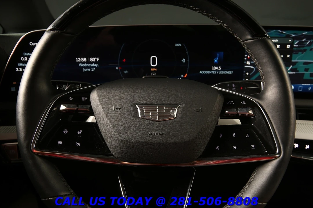 2025 Cadillac Optiq - Image 15 of 24