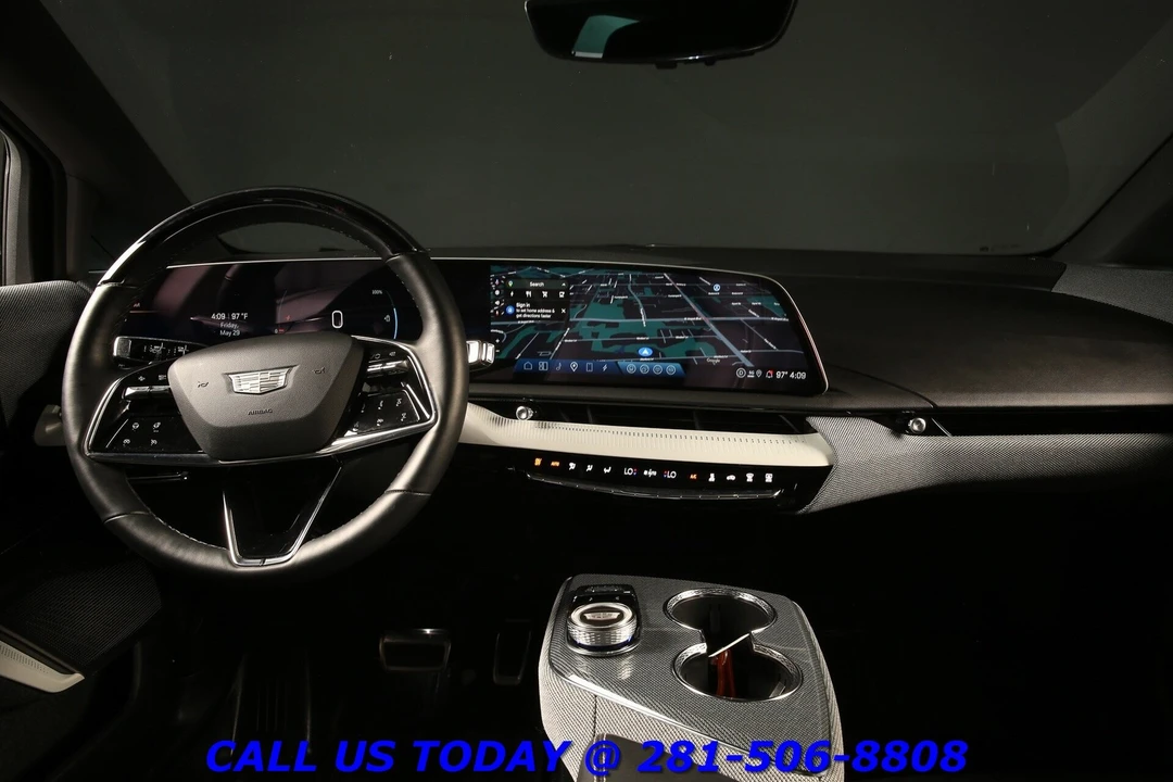 2025 Cadillac Optiq - Image 3 of 24