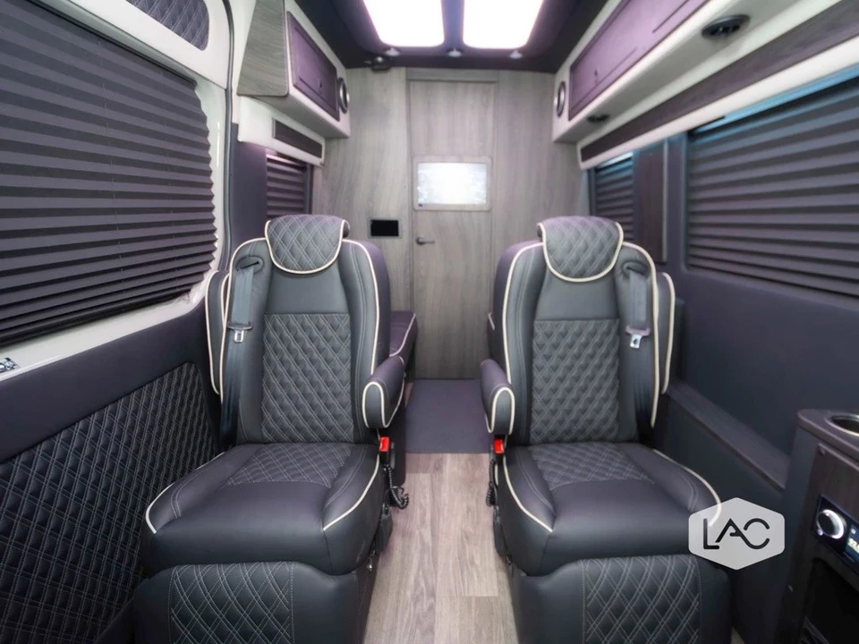 2025 Mercedes-Benz VS30 Sprinter - Image 11 of 12