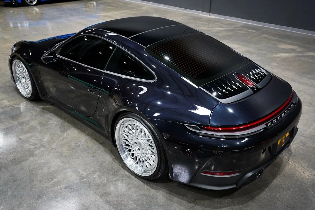 2025 Porsche 992 Carrera - Image 21 of 21