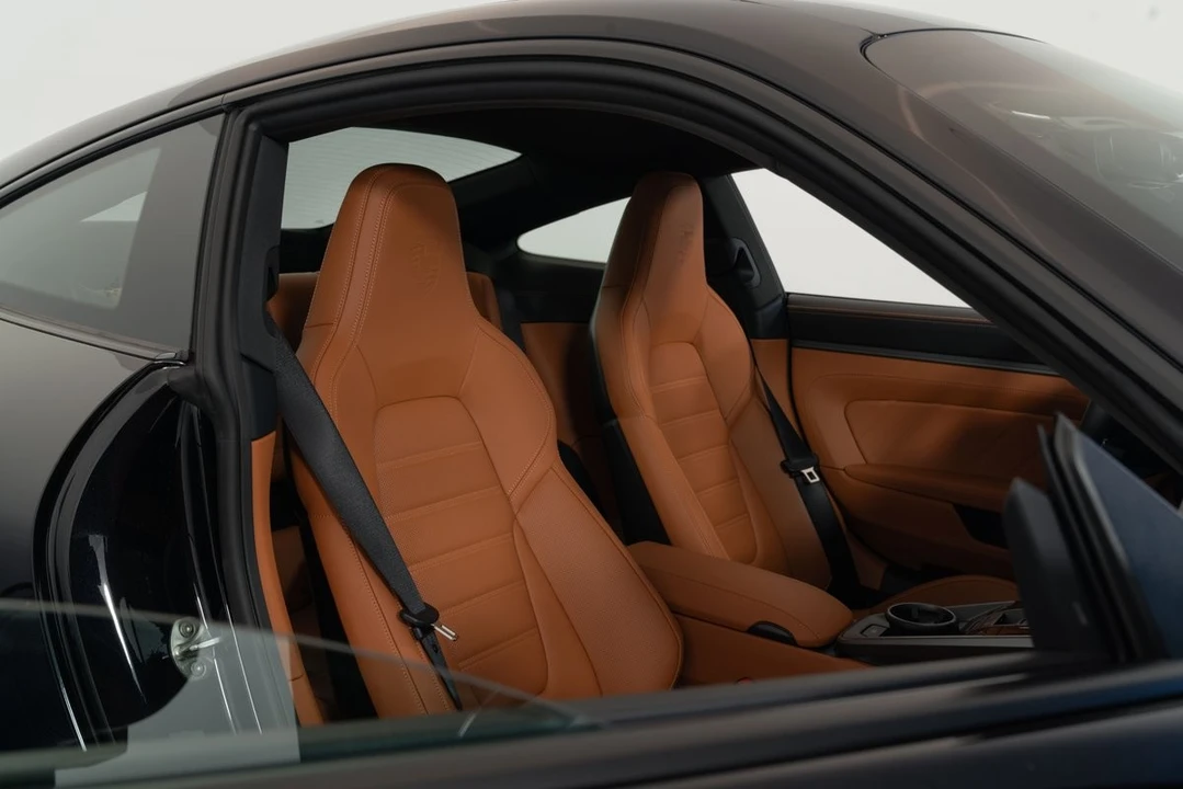 2025 Porsche 992 Carrera S - Image 17 of 21