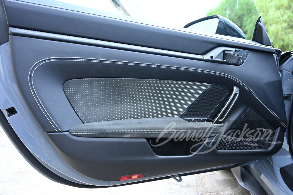 2025 Porsche 992 GT3 RS - Image 14 of 31