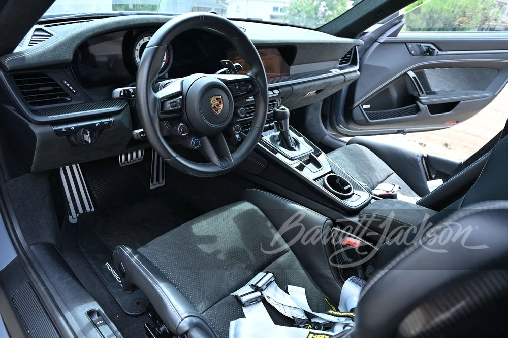 2025 Porsche 992 GT3 RS - Image 12 of 31