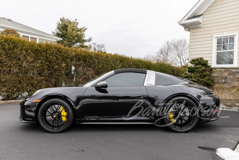 2025 Porsche 992 Targa 4 GTS - Image 13 of 31