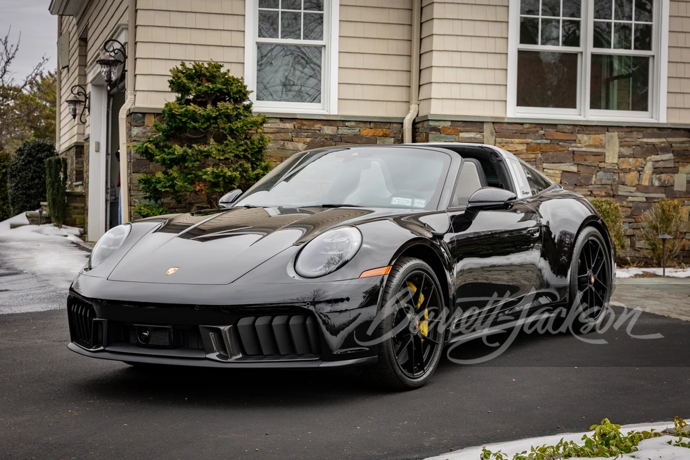 2025 Porsche 992 Targa 4 GTS - Image 14 of 31