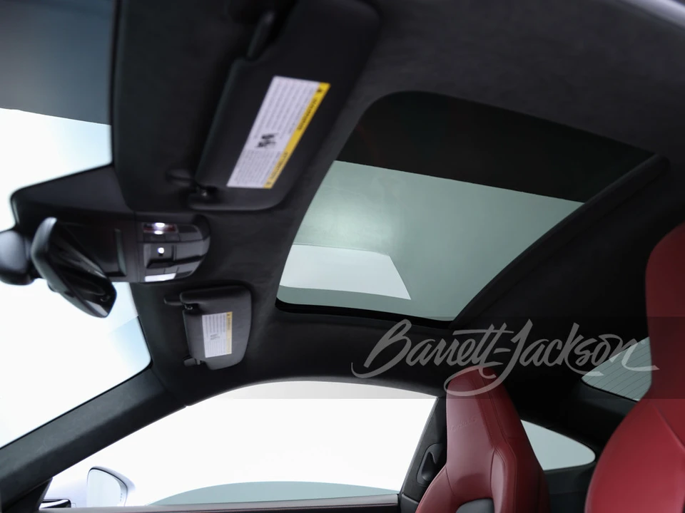 2025 Porsche 992 Turbo S - Image 10 of 31