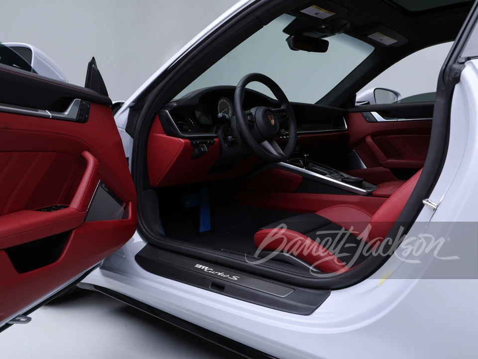 2025 Porsche 992 Turbo S - Image 12 of 31