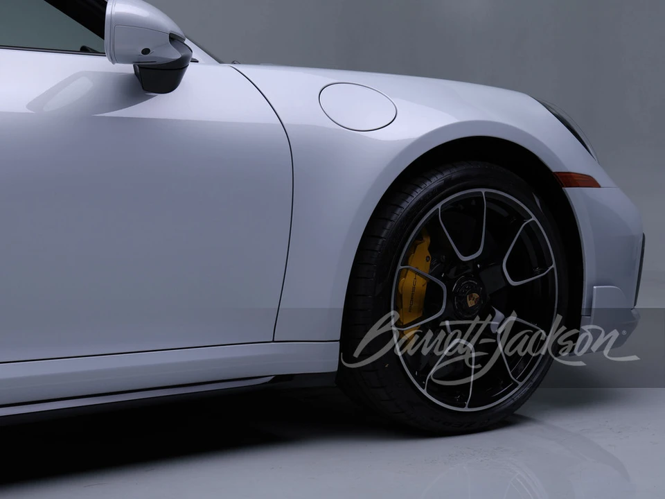 2025 Porsche 992 Turbo S - Image 21 of 31
