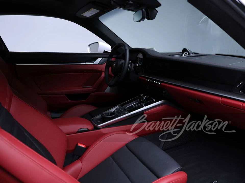 2025 Porsche 992 Turbo S - Image 25 of 31