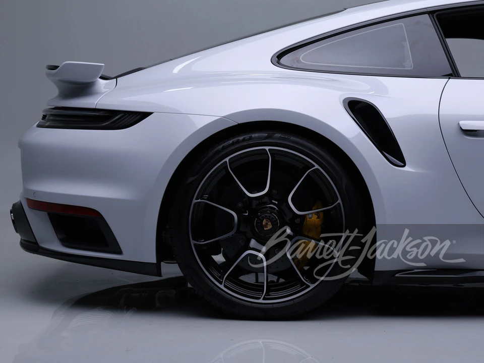 2025 Porsche 992 Turbo S - Image 26 of 31