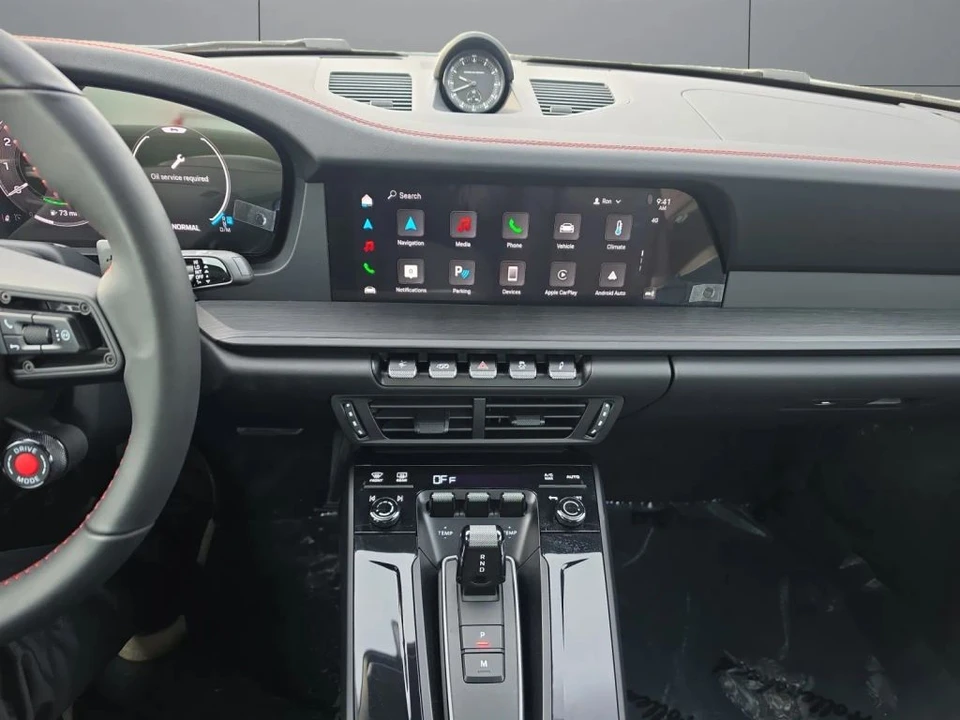 2025 Porsche 992 Carrera - Image 13 of 31