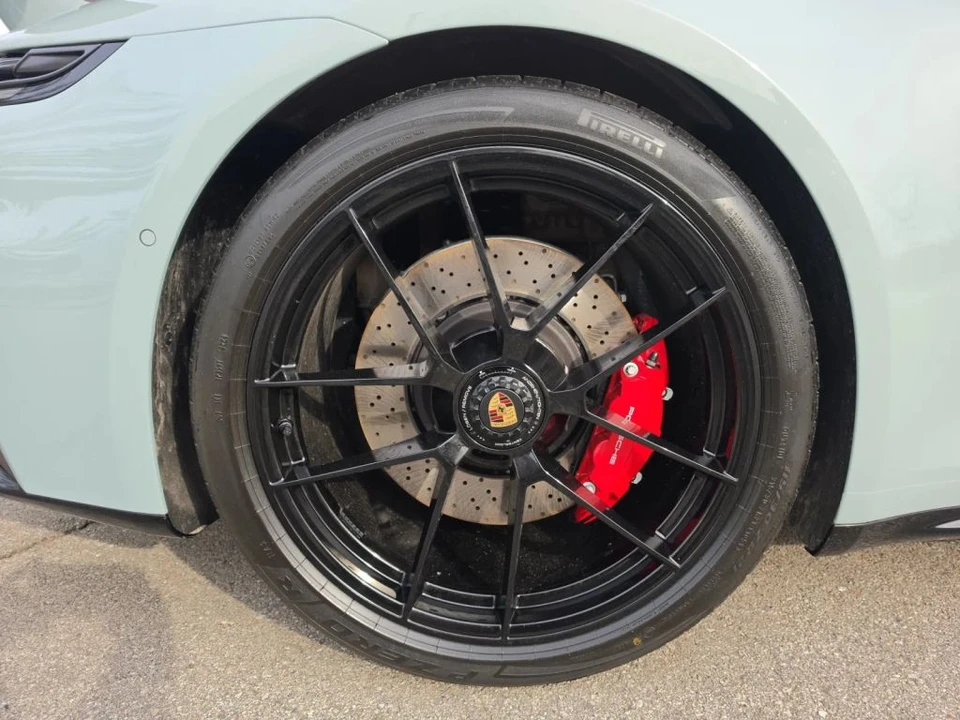 2025 Porsche 992 Carrera - Image 30 of 31