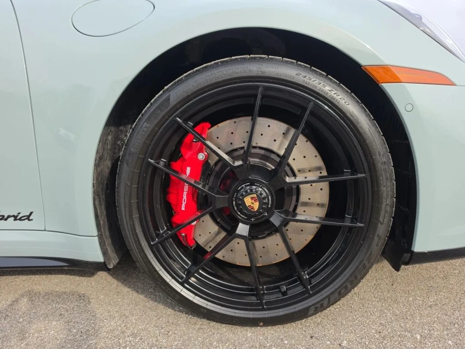 2025 Porsche 992 Carrera - Image 31 of 31
