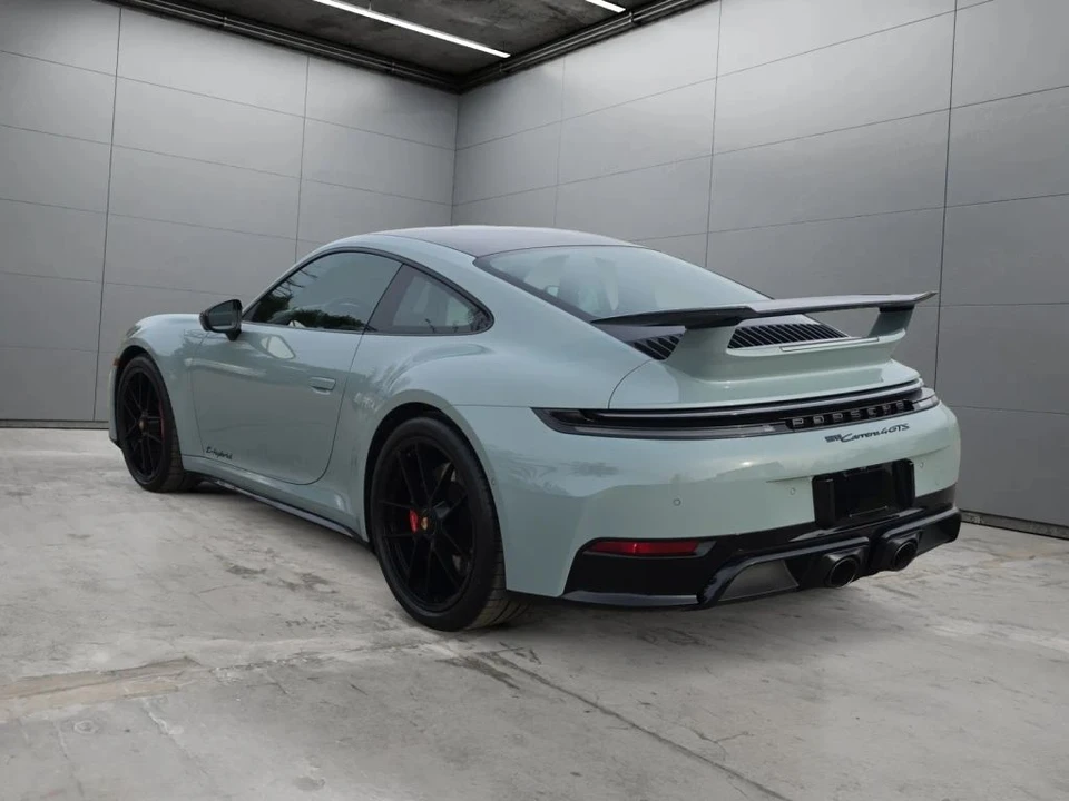 2025 Porsche 992 Carrera - Image 4 of 31