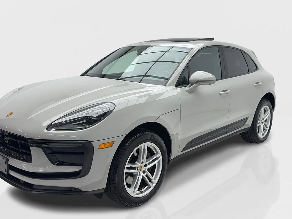 2025 Porsche Macan Electric - Image 3 of 21