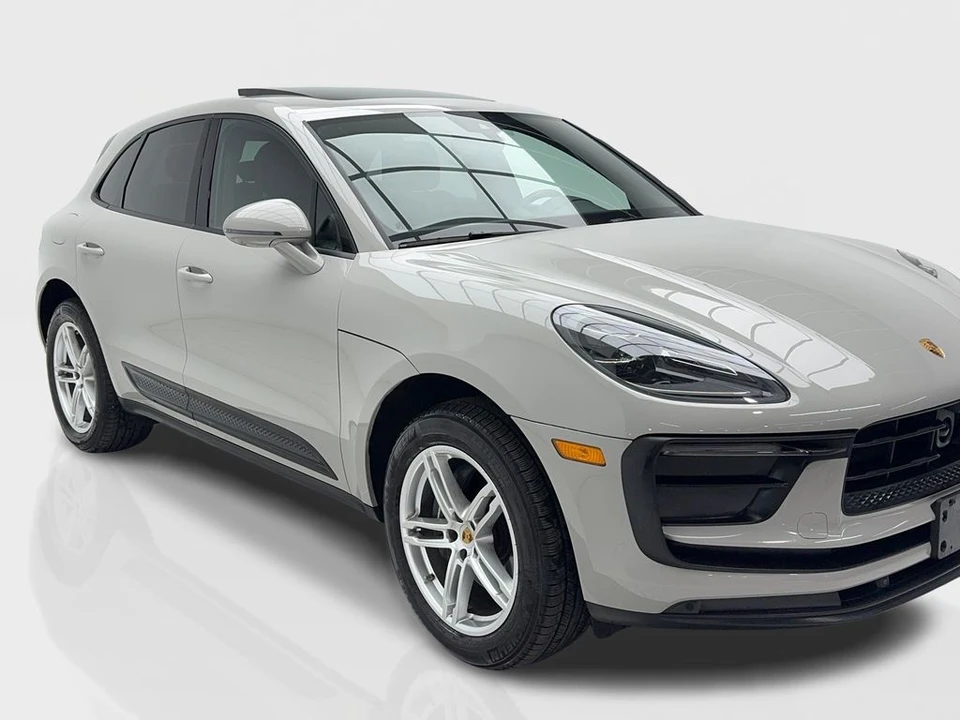 2025 Porsche Macan Electric - Image 2 of 21