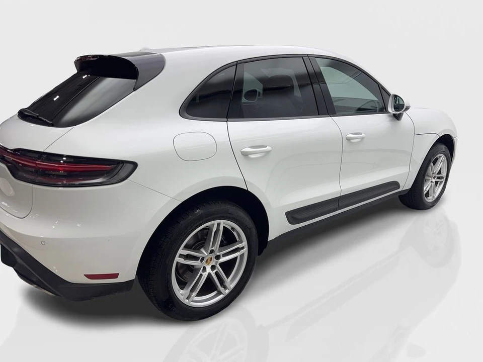 2025 Porsche Macan T - Image 13 of 21