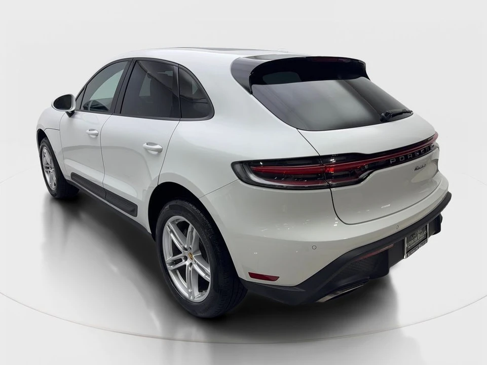 2025 Porsche Macan T - Image 9 of 21