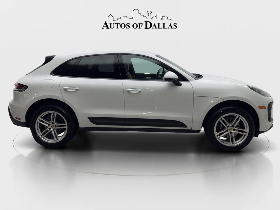 2025 Porsche Macan T - Image 10 of 21