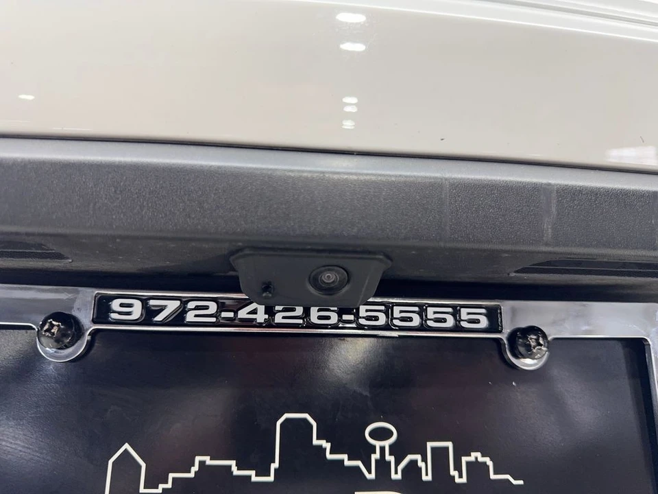 2025 Porsche Macan T - Image 21 of 21