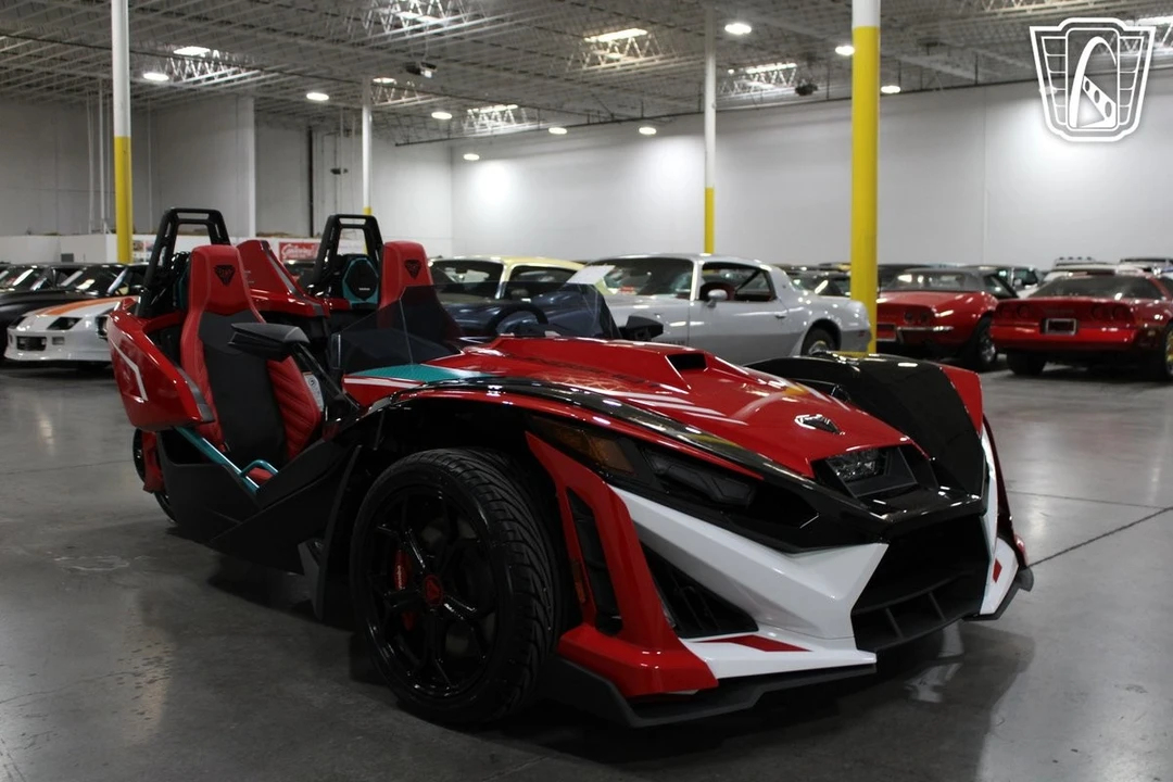 2025 Polaris Slingshot - Image 19 of 21