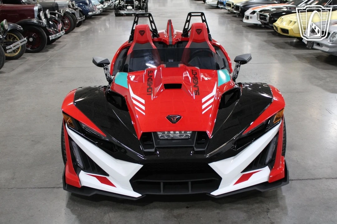 2025 Polaris Slingshot - Image 3 of 12